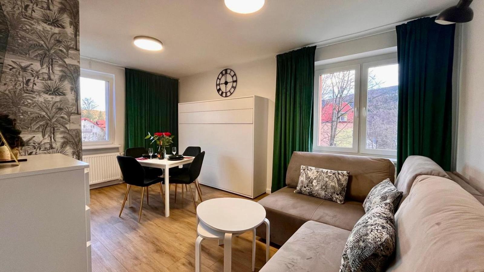 Apartamenty Izerskie Gorska 8 - Blisko Park I Dom Zdrojowy Oraz Wyjscie Na Sky Walk Świeradów-Zdrój エクステリア 写真